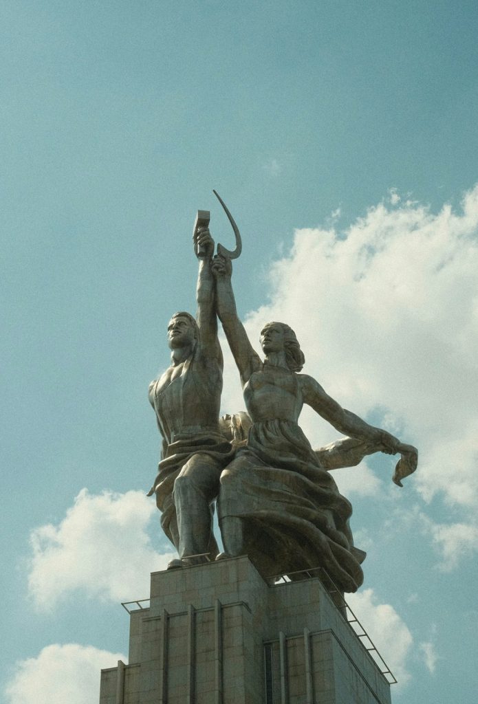 Betrayed by Her Alpha, This Mate Wants Vengeance! 5 a woman and boy fighting 2