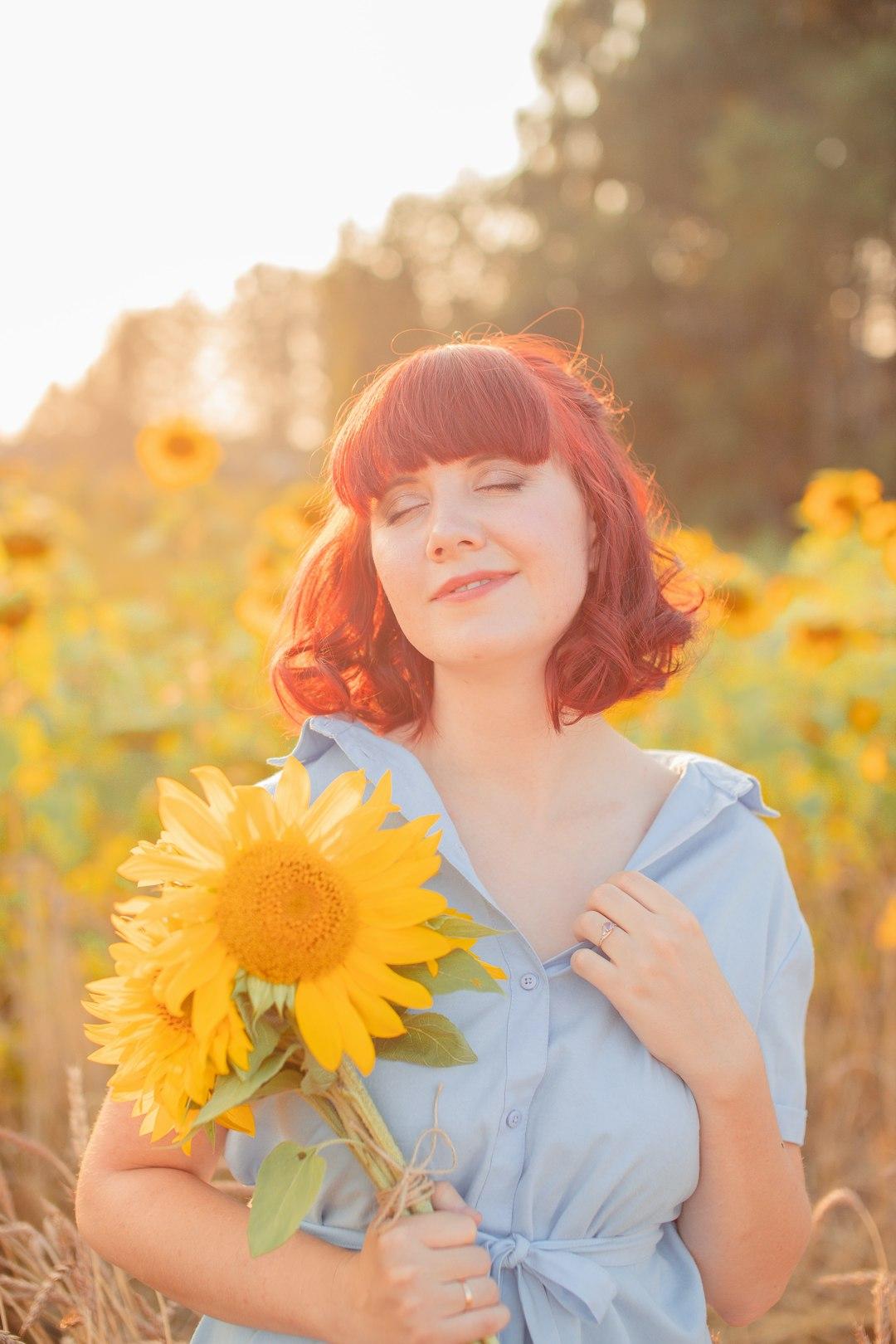 A Heartbreaking Past, A Fiery Future 4 girl in blue dress 1